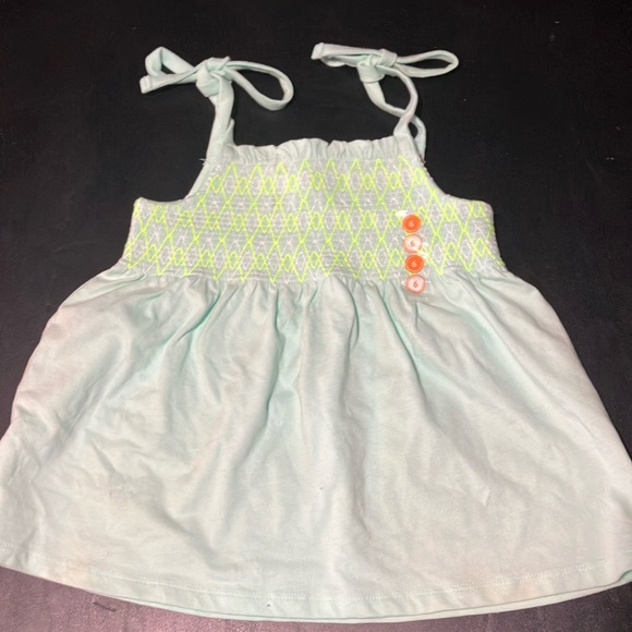 2 Girls NWT tank tops - Picture 1 of 5